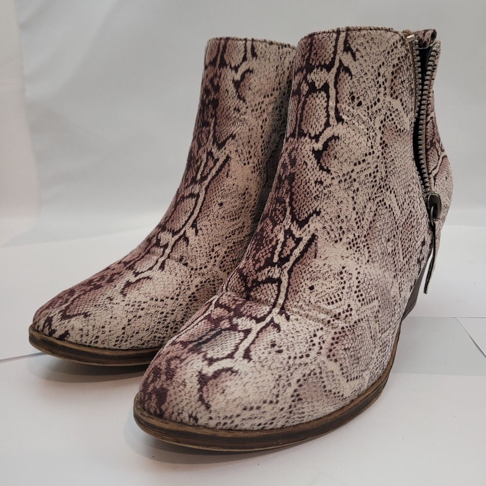Boutique by Corkys Tombstone Ankle Bootie Womens 6 Snakeskin Block Heel Zippers